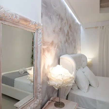 Almyra Apartment